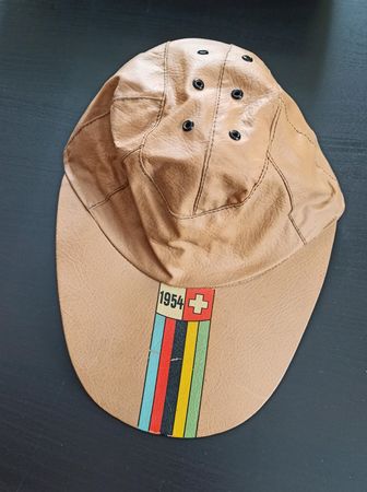 Casquette vintage World Cup Suisse 1954 en  cuir