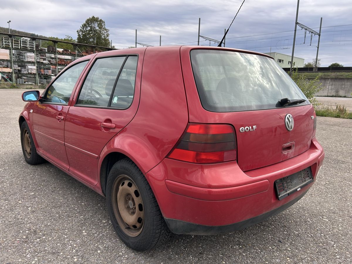 VW Autos: VW Golf V – D'occasion à Wallbach par SchnellAutomobile 3