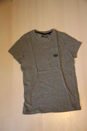 Shirt Gr. 146-152, V-Ausschnitt, grau
