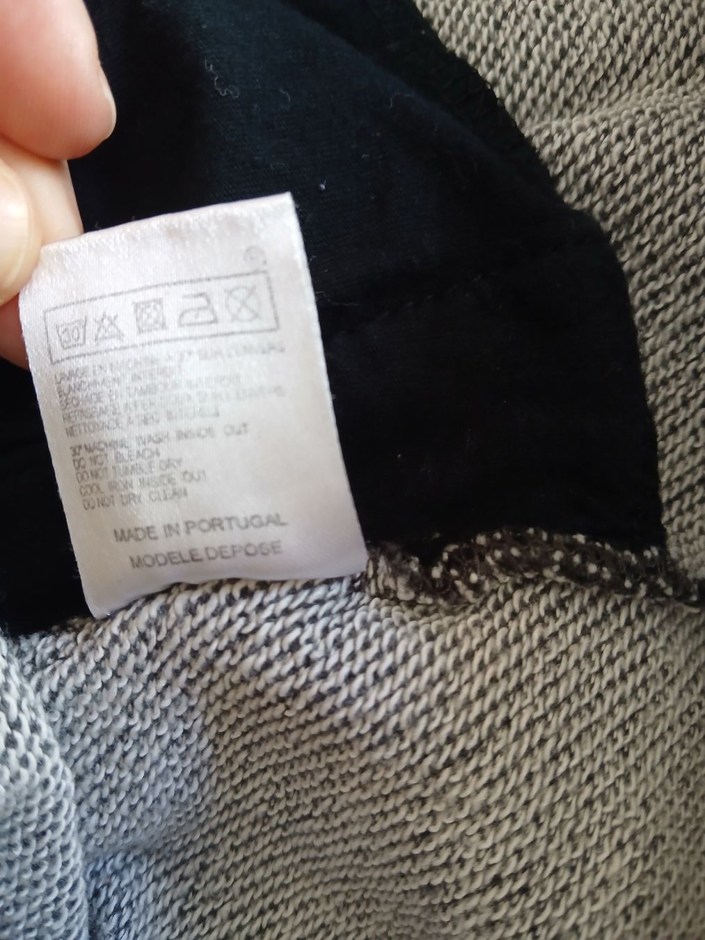 Maje Vestiti: Robe-sweat MAJE léopard noir – Usato da Paudex venduto da sss_m9wq 3