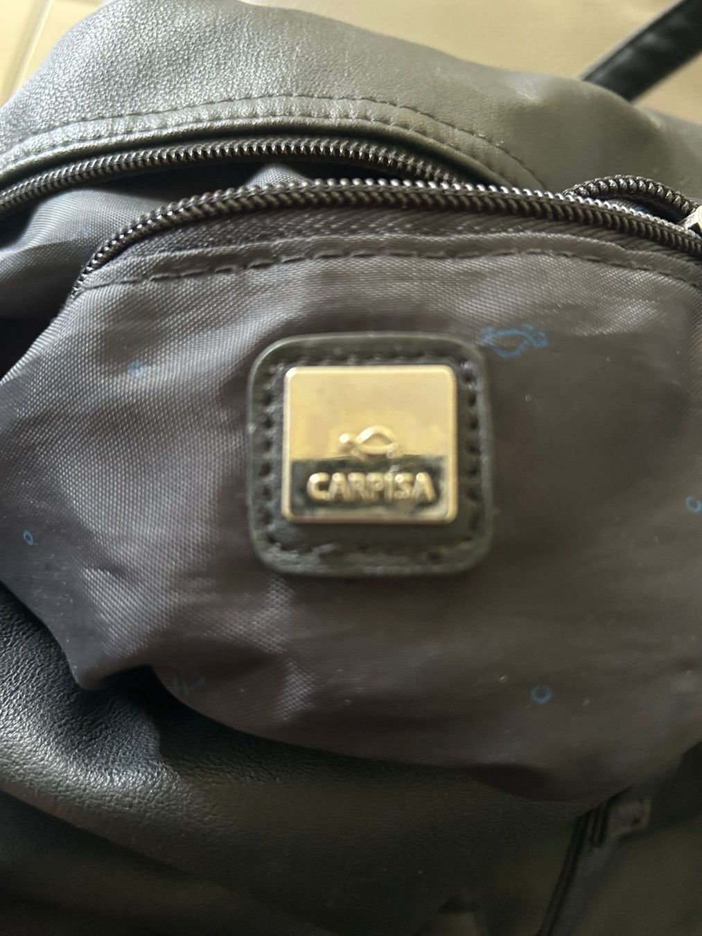 Borse da donna: Borsa da spalla o a tracolla nera Carpisa – Usato da Melano venduto da H-Sara 2