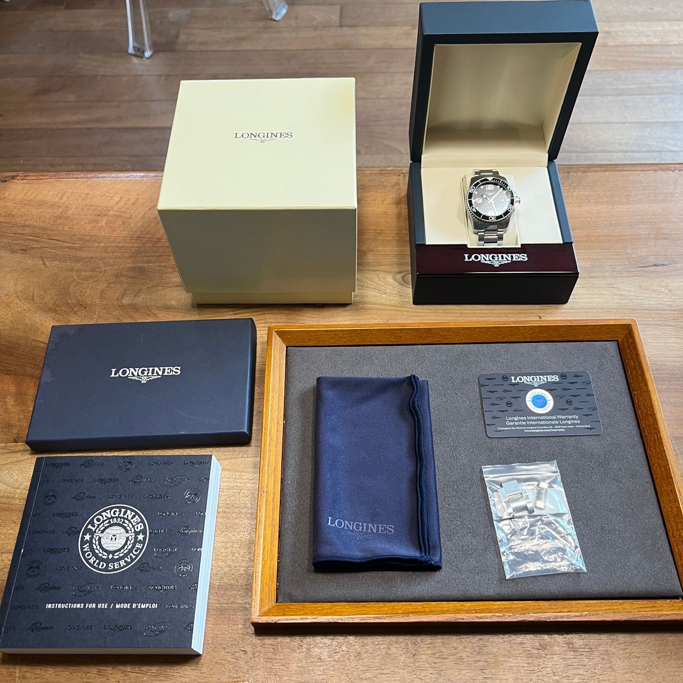 Longines Orologi: Longines Hydroconquest Black Dial Full Set L3.781.4.56.6 – Usato da Carouge GE venduto da Watchaser 9