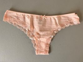 S. OLIVER, Slip mit Spitzen, Grösse 44/46, Farbe Hellrosa