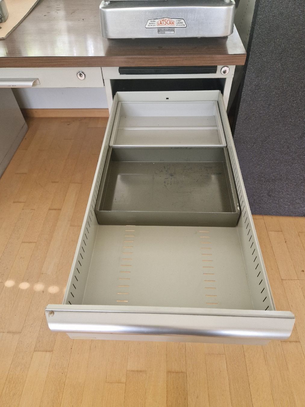 Scrivanie: Bureau style établi – Usato da Cortébert venduto da Mlgautier 3