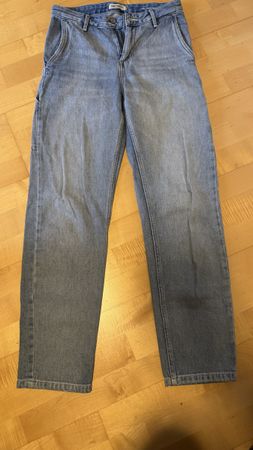 Carhartt WIP Boyfriend Jeans, hellblau, neuwertig, Gr. 28