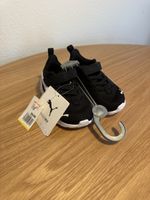 Puma Kinder Schwarz Grösse 22 neu mit Etikett