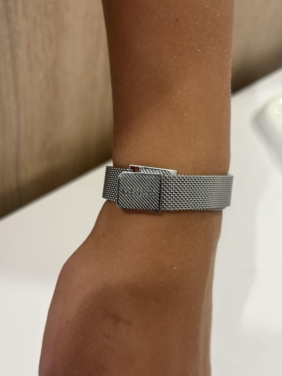 Guess Bracciali & Braccialetti: Bracelet Guess maille milanaise  – Nuovo (secondo la descrizione) da Delémont venduto da vlc_03