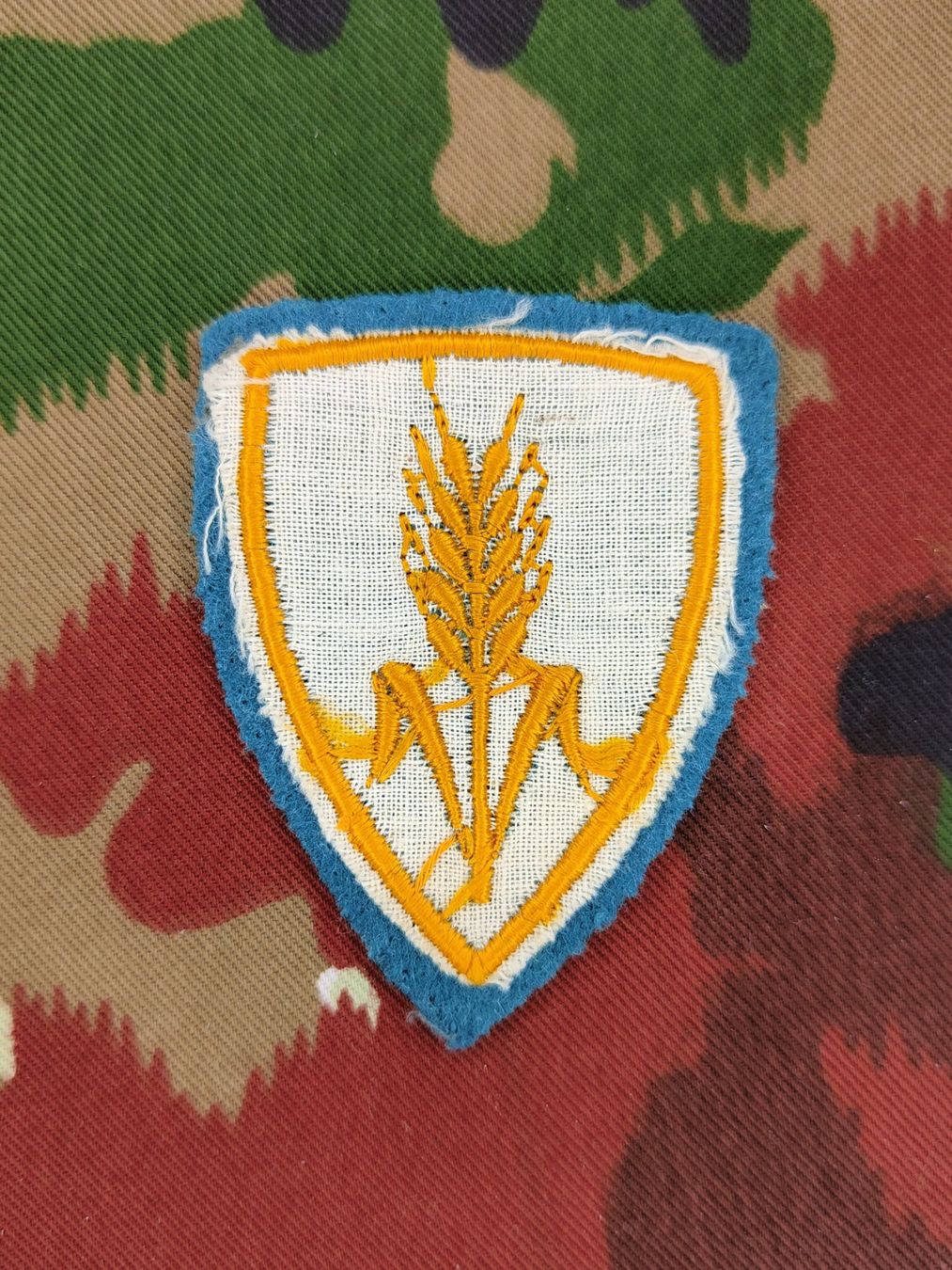 Schweizer Armee Uniformen: Funktionsabzeichen Quartiermeister Ord. 1949, Variante 5 – Gebraucht aus Bauma von SwissMilitaria 1