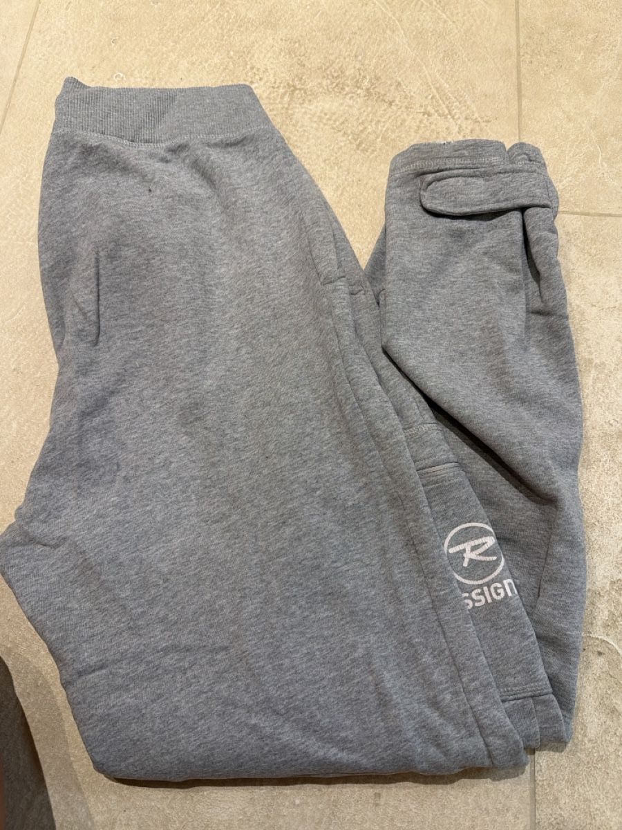 Rossignol Pantaloni: Herre Jogginghose Rossignol Grösse L – Usato da Obersaxen venduto da jen_6dnw