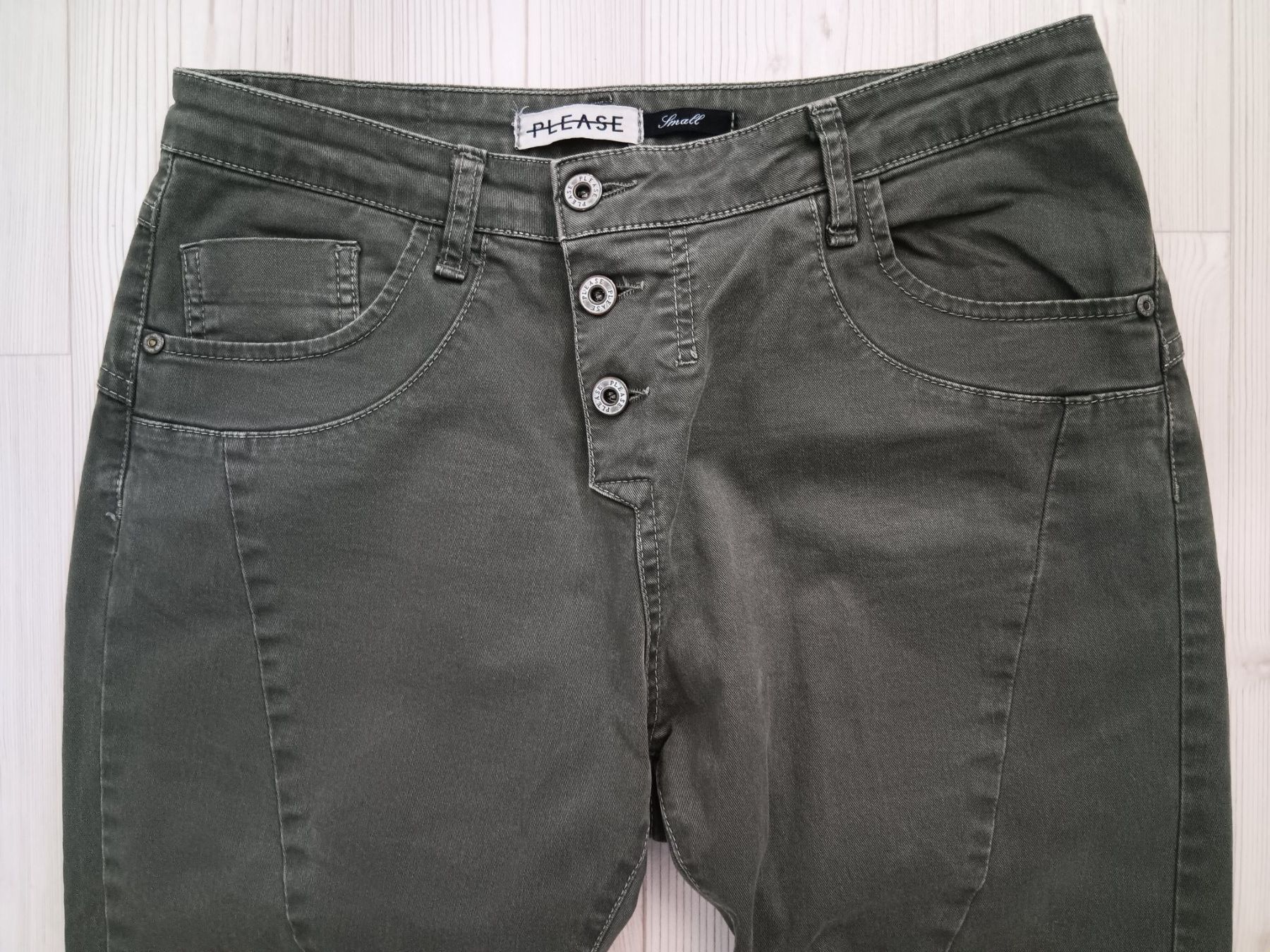 Please Jeans Jeans: PLEASE Jeans taille / Grosse S – Usato da Cossonay-ville venduto da Super-Price-Quality 1