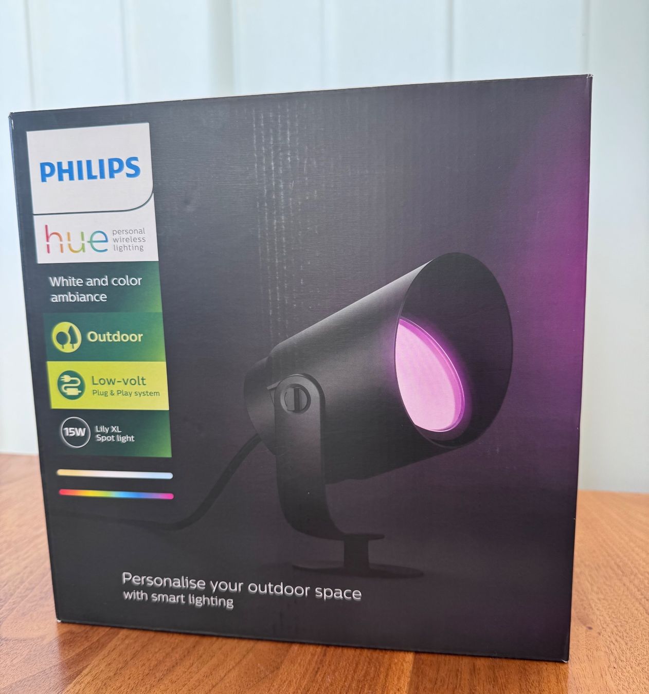 Philips Lampen: Philips hue Lilly XL, schwarz – Gebraucht aus Thun von Dvddealer 1