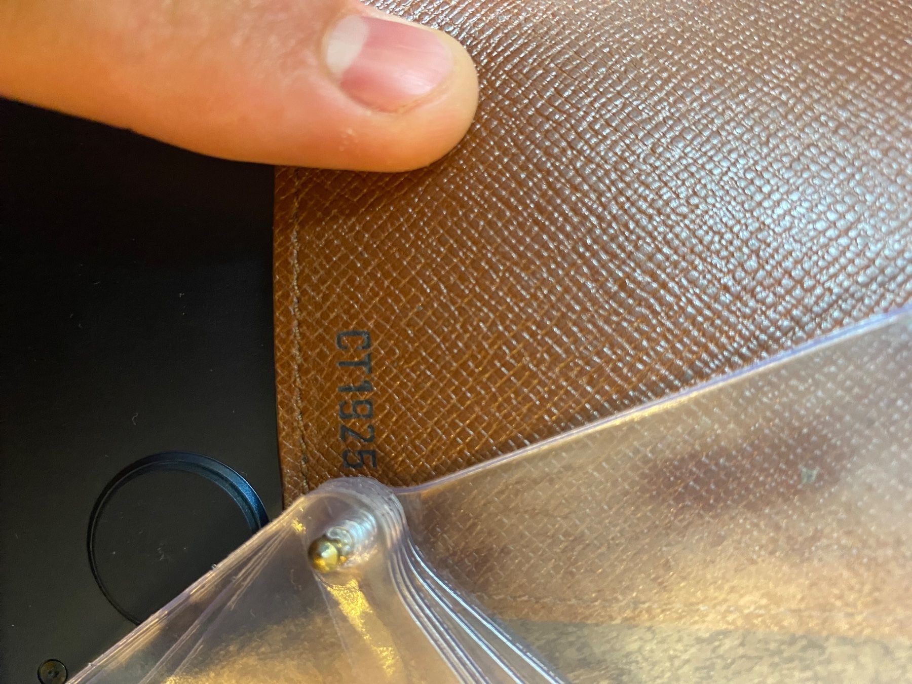 Louis Vuitton Brieftaschen: Louis Vuitton Card Holder – Gebraucht aus Zürich von ale_td2q 4