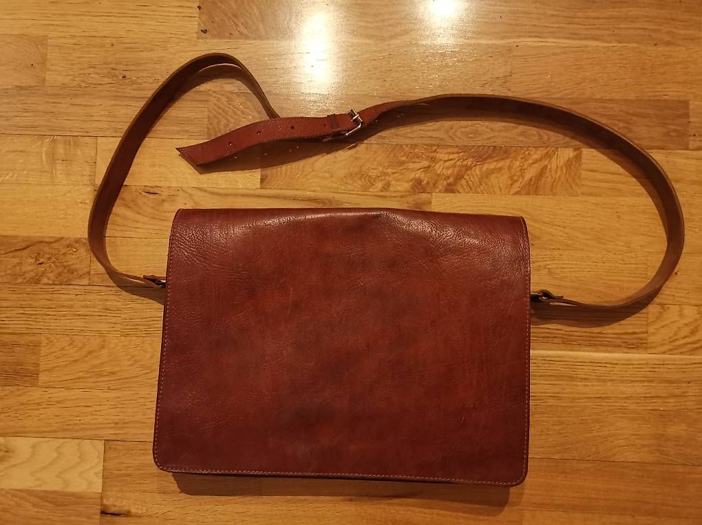 Valigie & Borse: Leather messenger bag – Usato da Zumikon venduto da wtvisser
