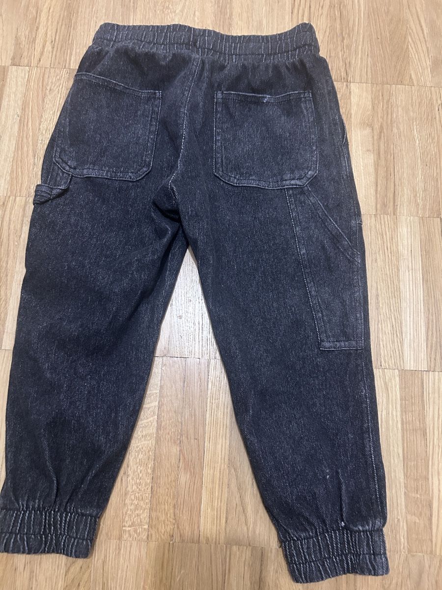 H&M Lotti & Set di vestiti: Kinder Set, Jeans+ Pullover Grösse 98/104, – Usato da St. Gallen venduto da oli_ryy9 4