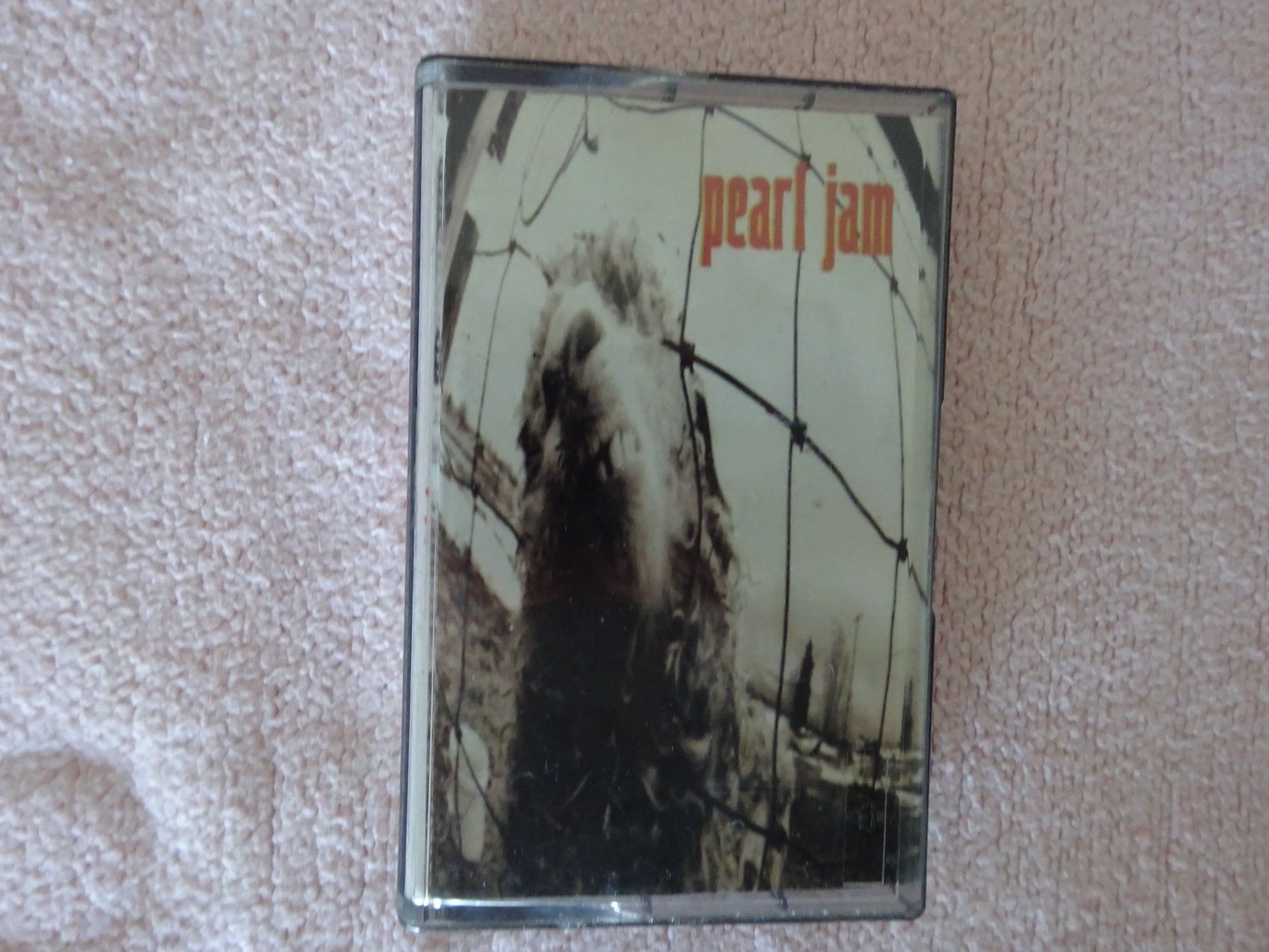 Musicassette: PEARL JAM ** KASETTE – Usato da Luzern venduto da xrayspex99