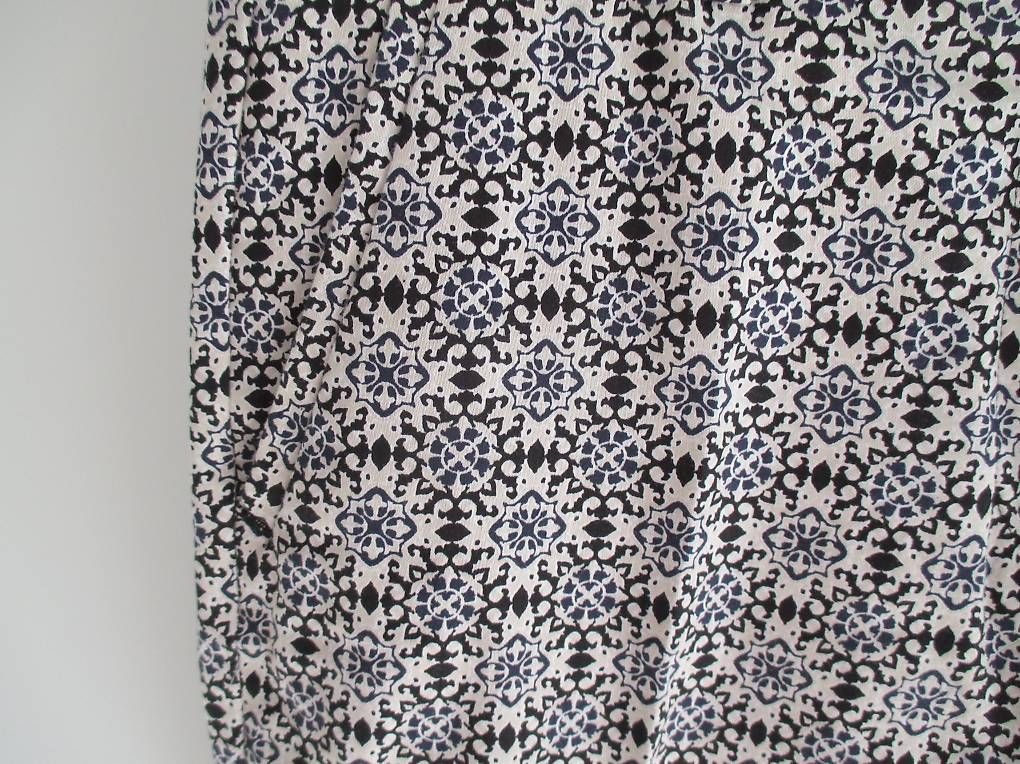 Hosen: Hose, beige/schwarz/dunkelblau, Grösse 40 – Neu (gemäss Beschreibung) aus glattfelden von carlo046 1