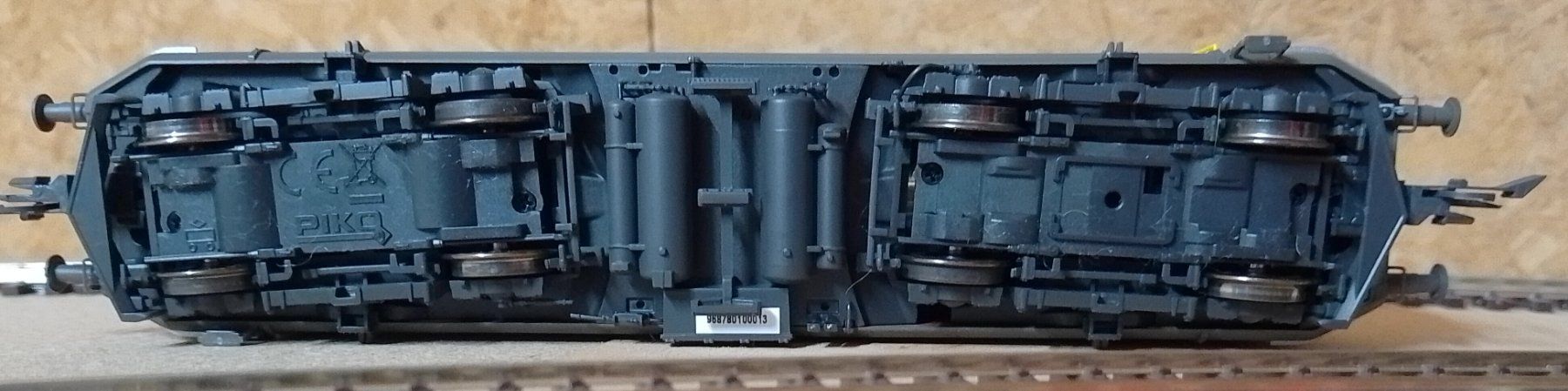 Piko Modellini di ferrovie: SBB Re 4/4 I, Piko, Ho, DC, Sound – Usato da Herrenschwanden venduto da Kaethinti 5