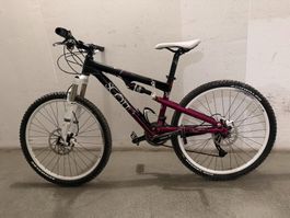 Mountainbike Scott schwarz pink gefedert guter Zustand