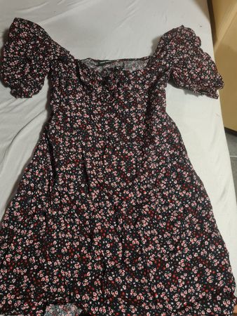Tally Weijl Kleid, Blumemuster, Gr. L, Sommerlich leicht!