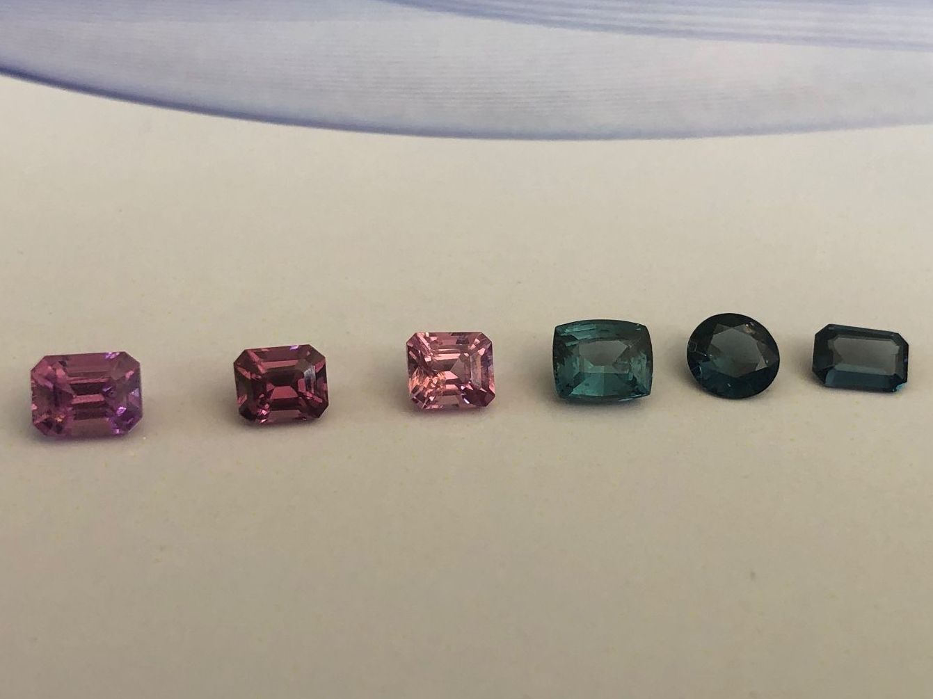 Pietre preziose: SPINELLE  farbiges Set   3.13cts   Sri Lanka – Nuovo e nell'imballaggio originale da Seftigen venduto da tigers12