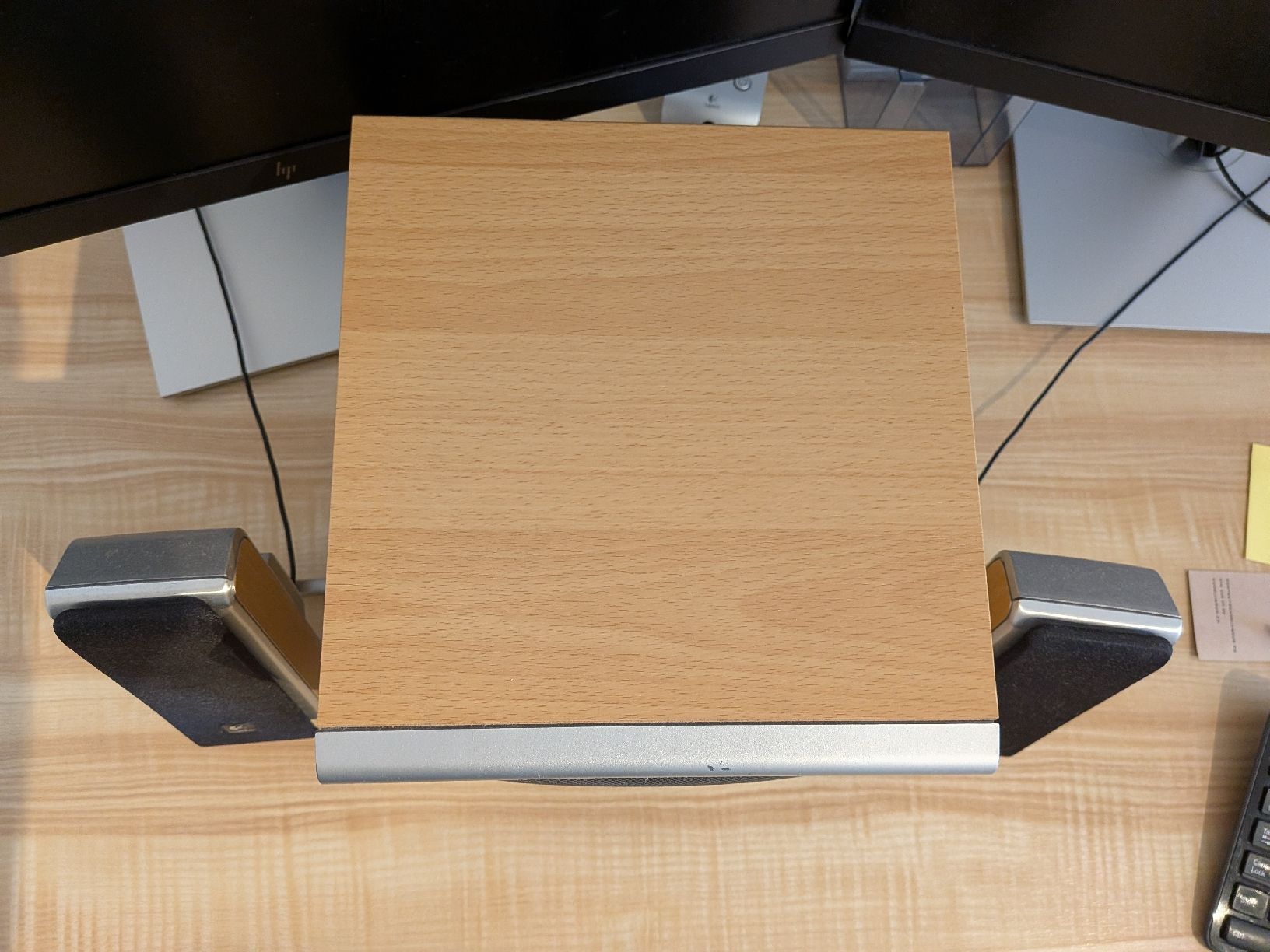 Logitech Haut-parleurs: Musikboxen Logitech – D'occasion à Luzern par jul_fts9 2