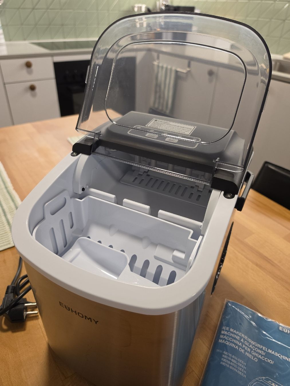 Elettrodomestici da cucina: Eiswürfelmaschine – Usato da Basel venduto da Bafidu 4