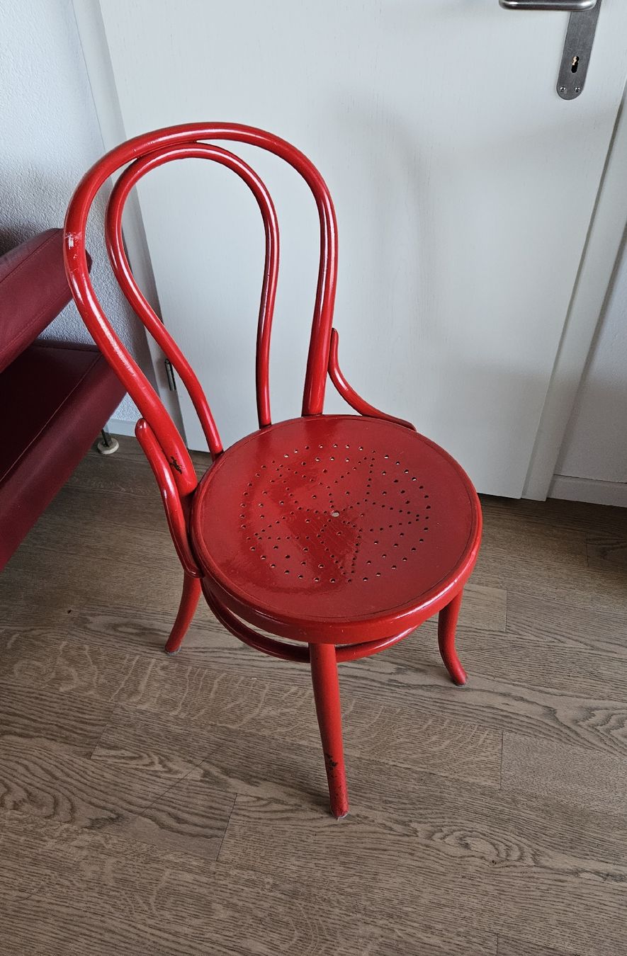 Stühle: Shabby Chic Stuhl, rot – Gebraucht aus Menziken von the_zw6x 2