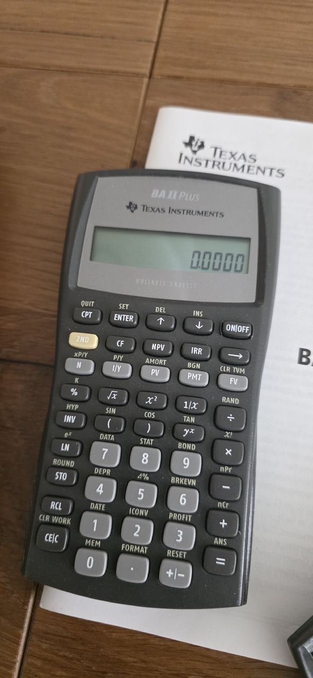 Texas Instruments Calcolatrici tascabili: Texas Instruments BA II Plus calculatrice financière – Usato da Genève venduto da dav_9fwv