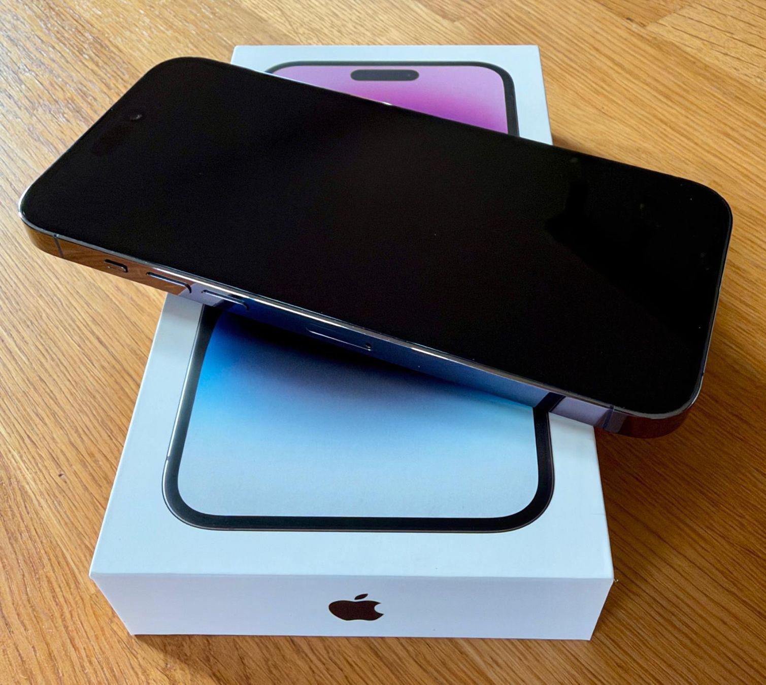 Apple Telefoni cellulari / Smartphones: Iphone 14 pro max 1TB ( Deep Purple ) – Usato da Verbier venduto da gue_mmv5 1