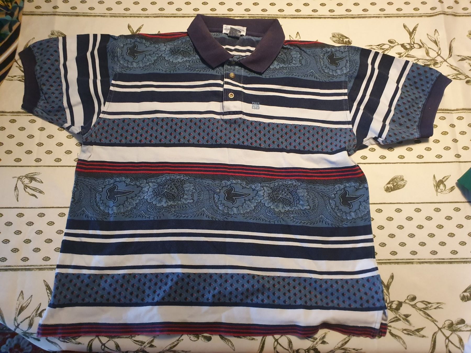 Givenchy Magliette Polo: Givenchy polo taille L – Usato da Genève venduto da GenevaLuxury