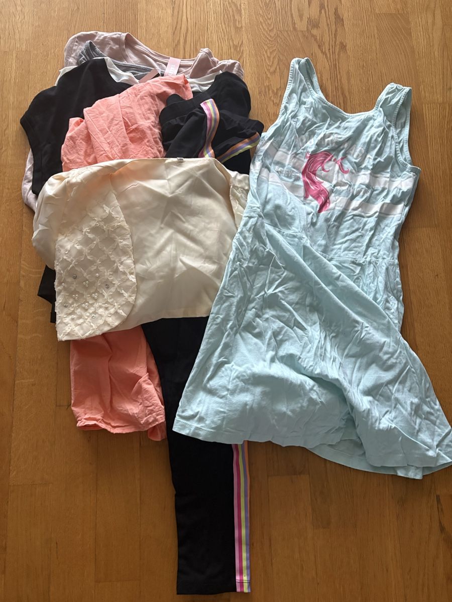 Lotti & Set di vestiti: Mädchen Kleiderpaket, Gr 156 / Kleid Einhorn – Usato da Beromünster venduto da msklef 4
