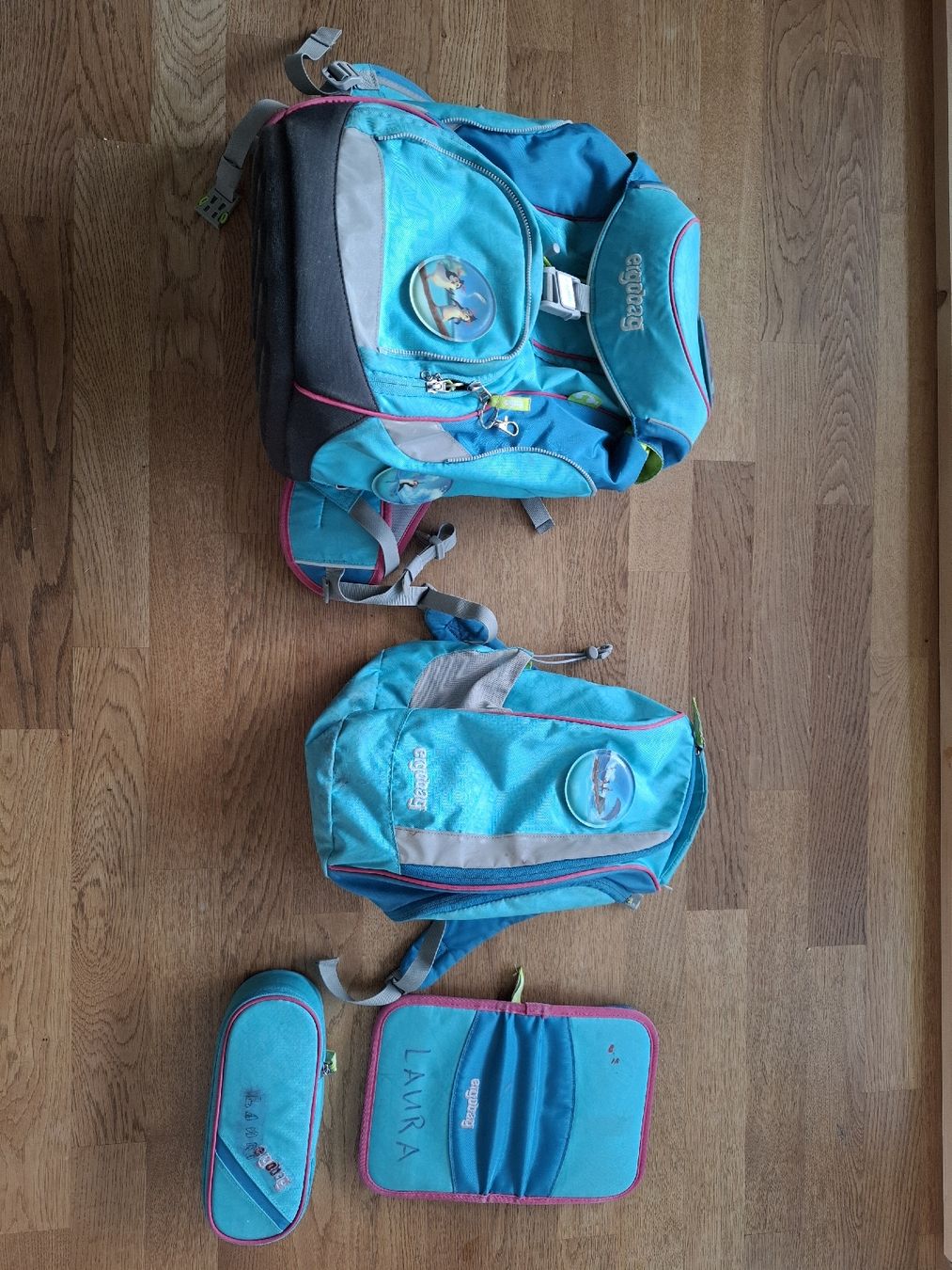 Ergobag Zaini: Ergobag Schulthek Set – Usato da Kriens venduto da famspescha