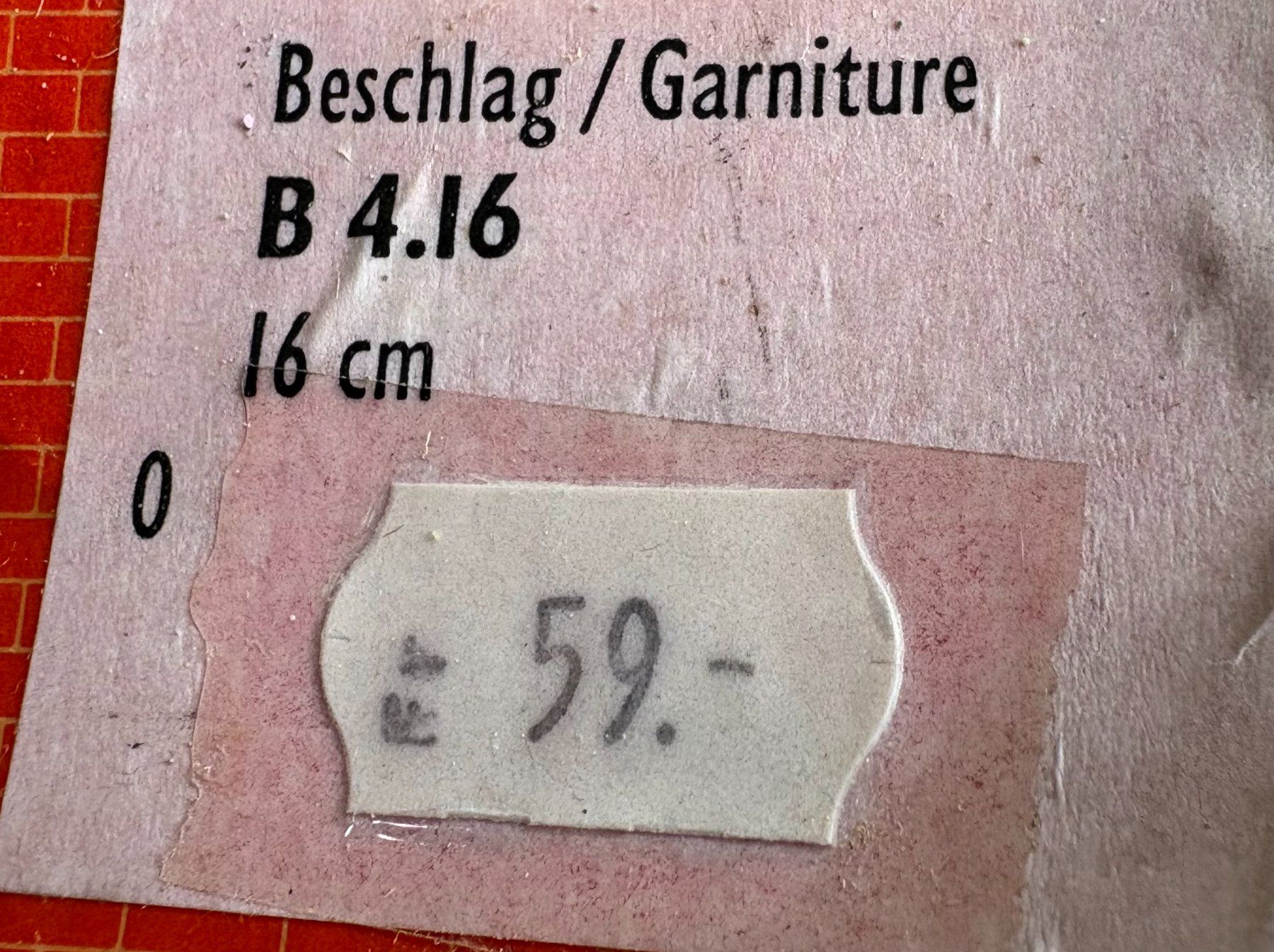 Ferramenta: ANTIKER MESSING BESCHLAG NEU & ORIGINALVERPACKT – Nuovo e nell'imballaggio originale da Ostermundigen venduto da wini63 1