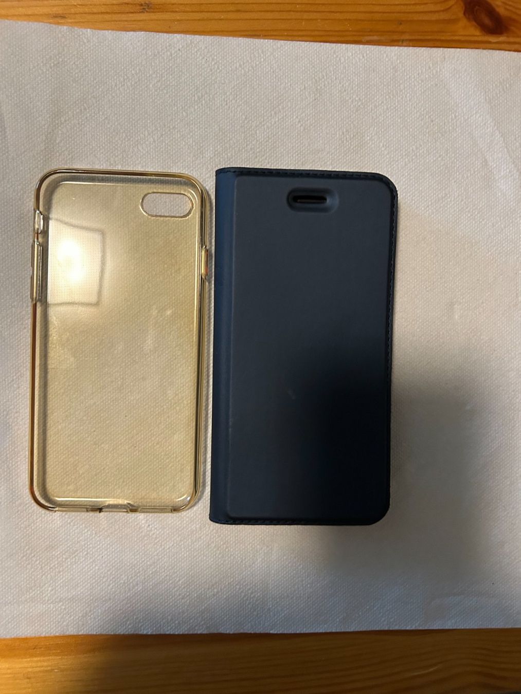 Apple Telefoni cellulari / Smartphones: iPhone 8 Plus, Top Zustand, mit Safe-Hülle – Usato da Bern venduto da Fireblades 9