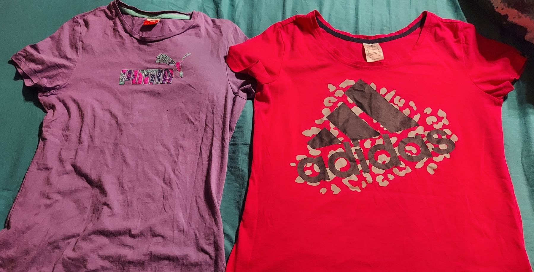 Adidas T-shirt: Adidas & Puma T-Shirts – Nuovo (secondo la descrizione) da Liestal venduto da swary007