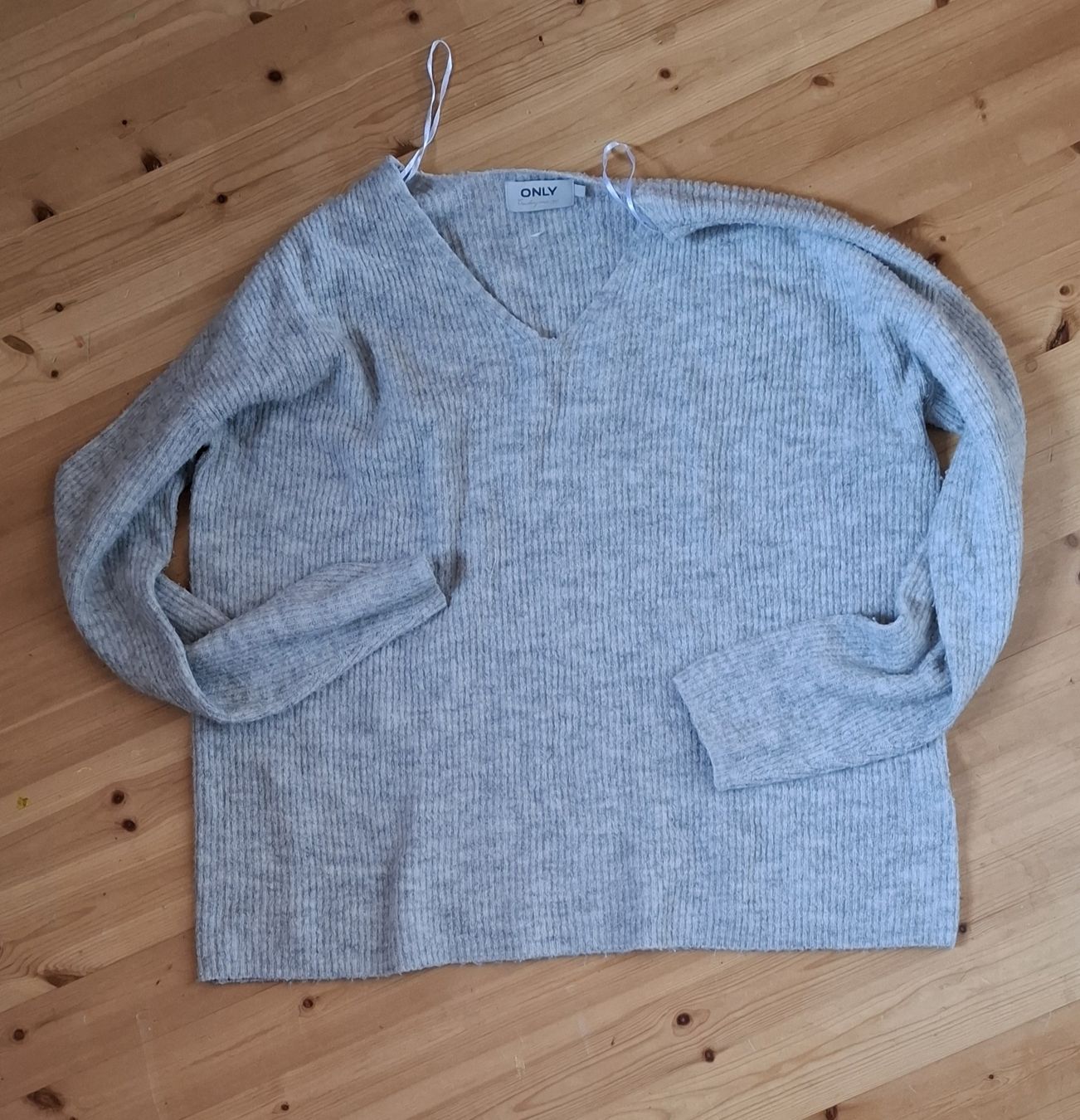 Only Maglioni & Felpe: Kuschliger ONLY Pullover, hellgrau, Gr. L – Usato da Niederstocken venduto da Cocos_nut