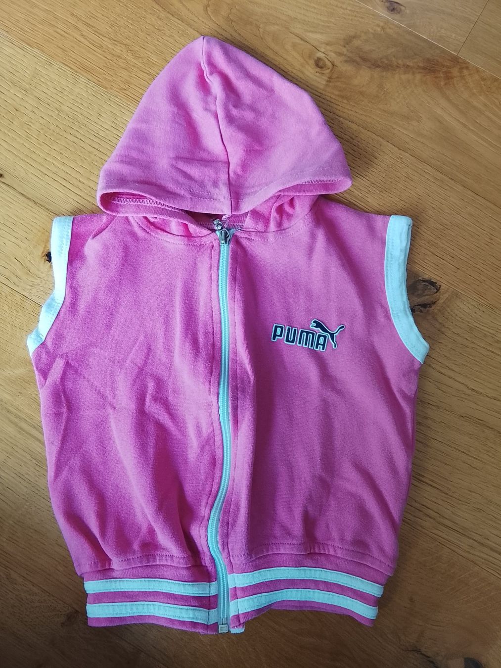 Puma Altro abbigliamento per bambino: Gilet Puma Gr. 104 – Usato da St. Gallen venduto da Okonomyiaki