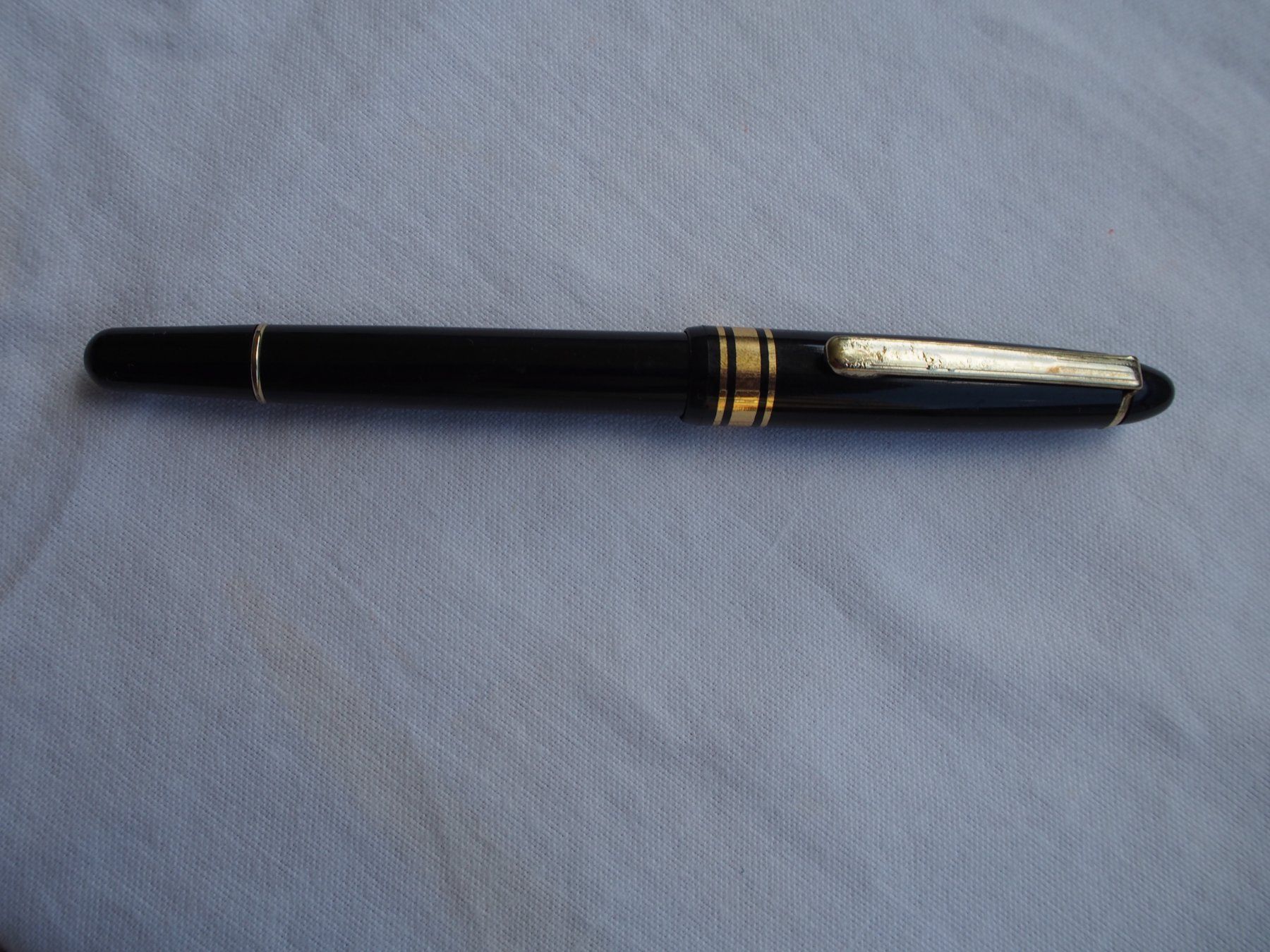 Penna & Evidenziatori: Stylo plume. 1980/90 – Usato da Meyrin venduto da SRkaem 1