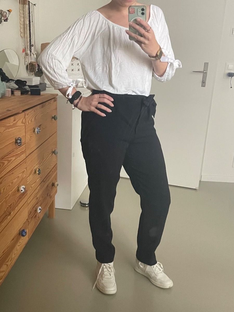 Top: weite weisse Bluse Gr S / Blouse blanche ample – Nuovo (secondo la descrizione) da Zürich venduto da AnnaSa 1