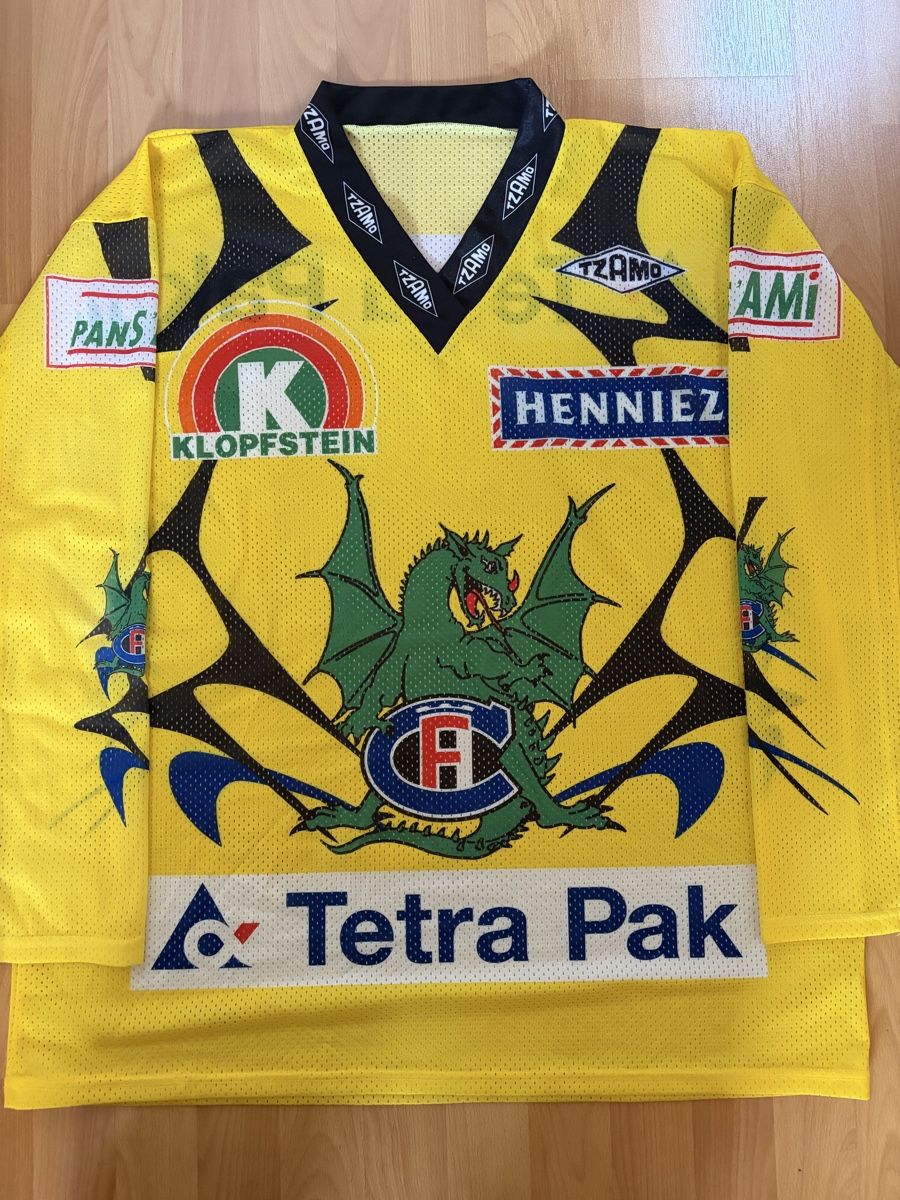 Fribourg-Gottéron Leibchen & Hosen: Maillot Gottéron 95/96 – Gebraucht aus Bulle von TheBigL