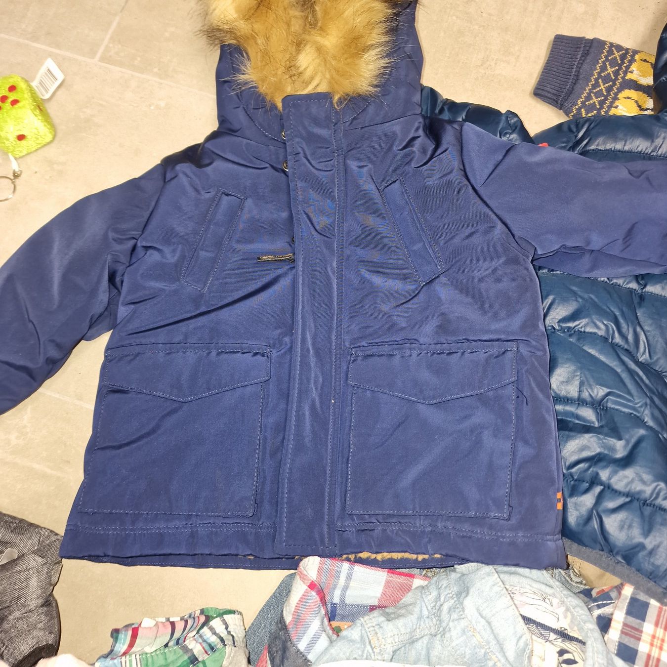 Lotti & Set di vestiti: Jungen Kleiderpaket Gr. 80/86 – Usato da Chur venduto da RICPE99 4