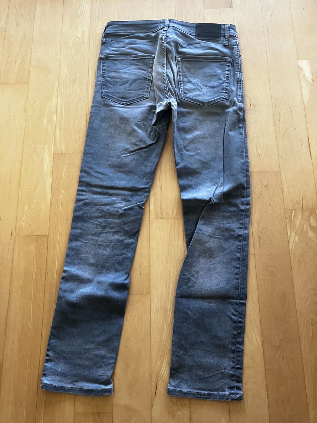 Jeans: Hose JACK & JONES – Usato da Inwil venduto da Mutzli02 1