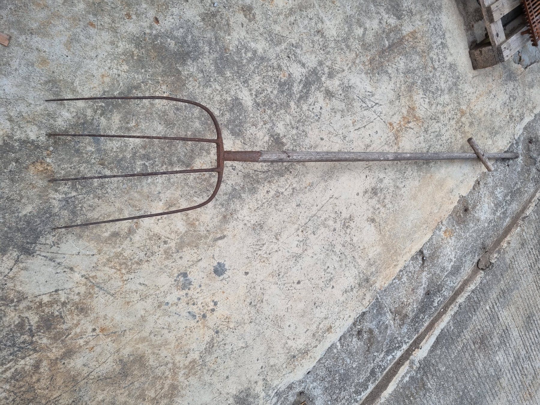 Tous les outils: Heu/Mistgabel – D'occasion à Fürstenaubruck par PizBeverin2018