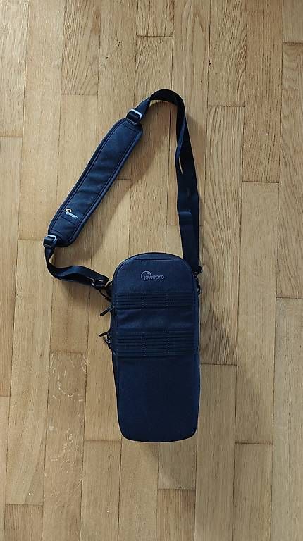 Taschen: LowePro Zubehör Tasche 200 AW – Gebraucht aus Uster von sim_9shl 2