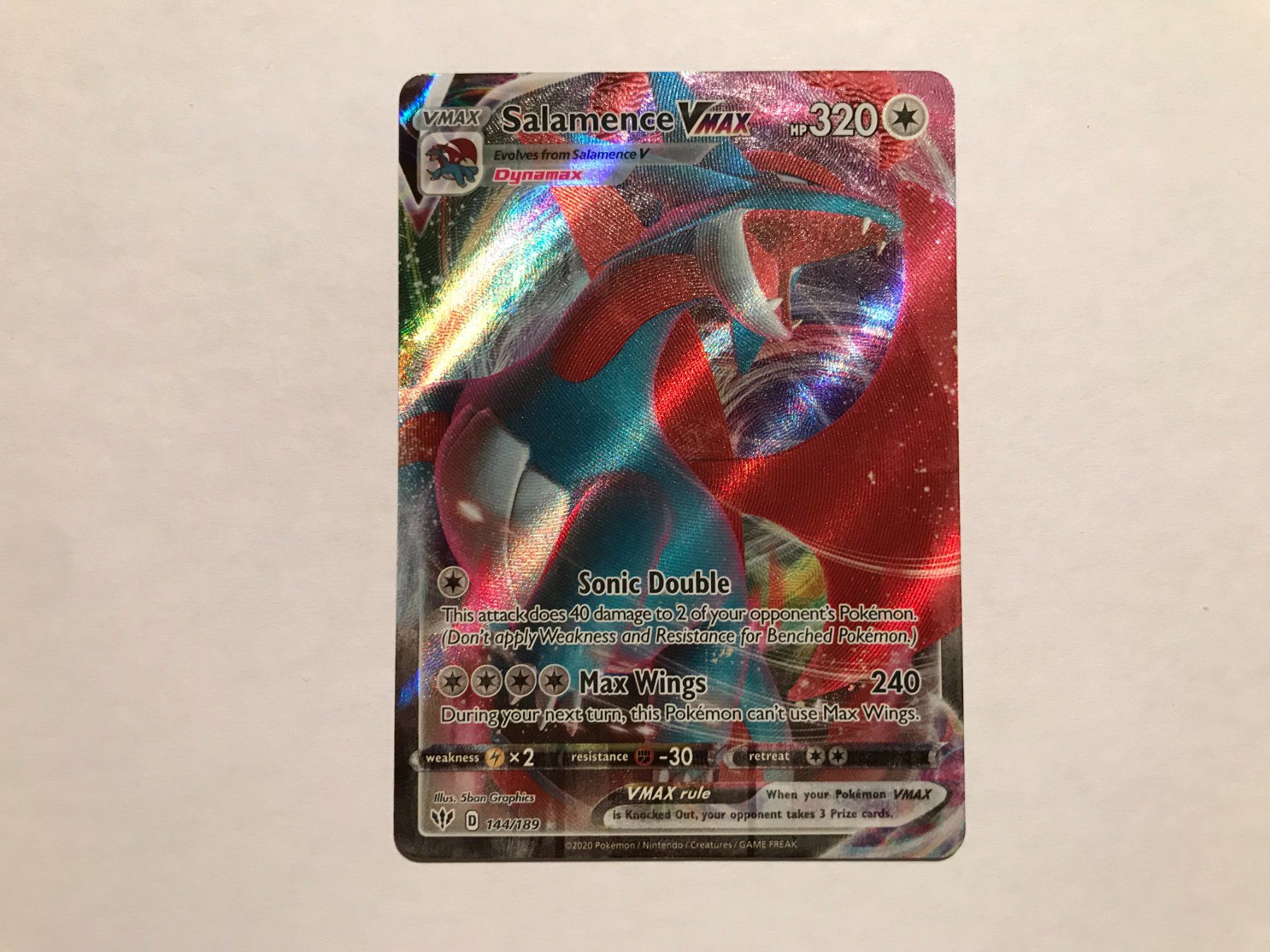 Pokémon Carte collezionabili: Salamence Vmax Darkness Ablaze EN – Usato da Hagendorn venduto da Pokecollectorch 1