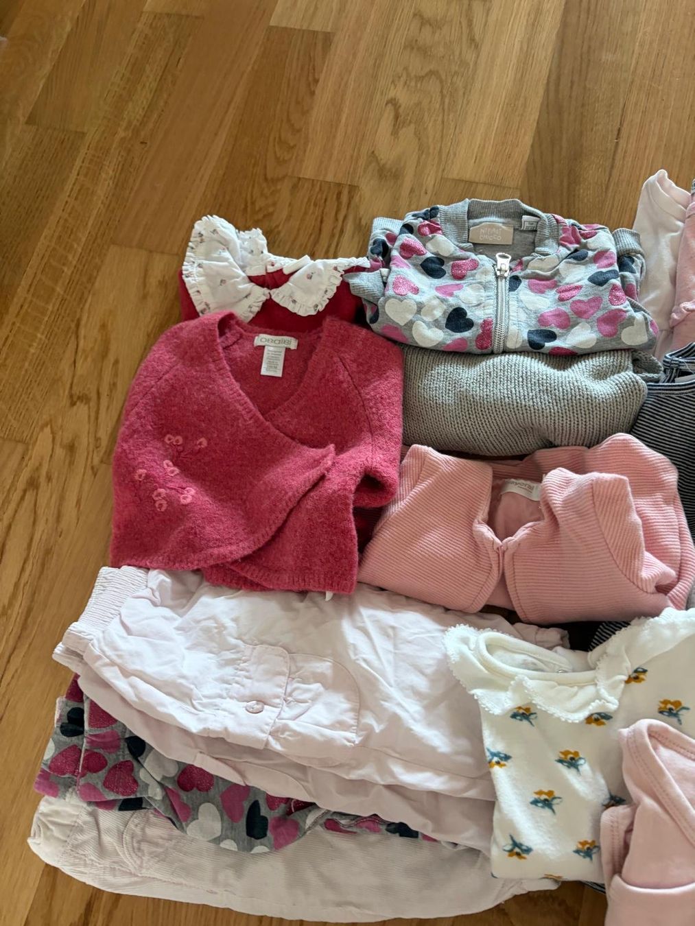 Lotti & Set di vestiti: Kleiderpaket Mädchen 3-6 Monate – Usato da Cham venduto da WFRRichter 3