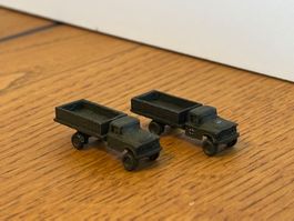 L2254: 2 Armeefahrzeuge (Spur N)