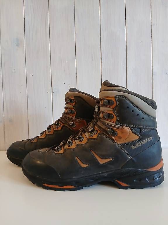 Lowa Herrenschuhe: Lowa GTX Wanderschuh 41.5 – Gebraucht aus Heimenschwand von ben_h2my 1