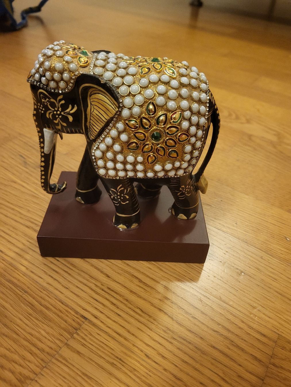 Sculture & Statue: Indianischer Elefant statue – Nuovo (secondo la descrizione) da Birmenstorf AG venduto da dou_w2ts 2