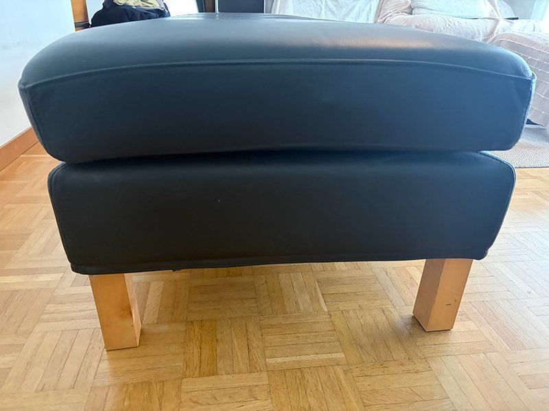 Bänke: Sitzbank Sofa, echtes Leder – Gebraucht aus Zürich von Amamon 3
